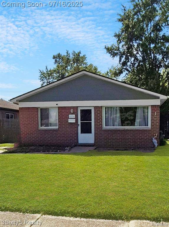 11676 Pine Street, Taylor, MI 48180