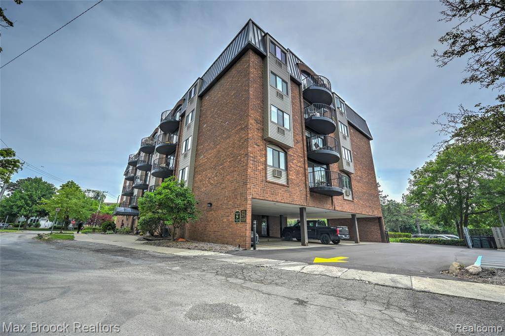 Birmingham, MI 48009,35300 Woodward Avenue 503