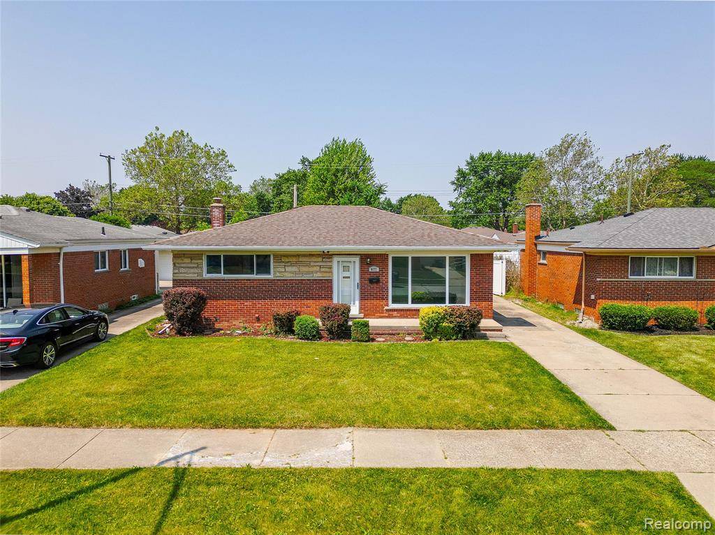 8177 Gary Avenue, Westland, MI 48185