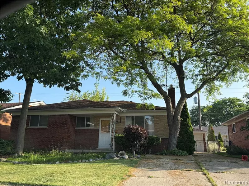 22407 Barton Street, St. Clair Shores, MI 48081