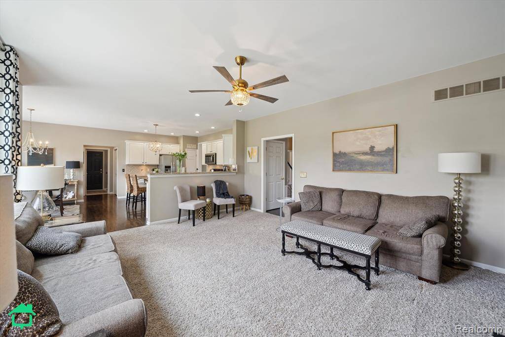 Canton Twp, MI 48188,48606 Greenwich Circle