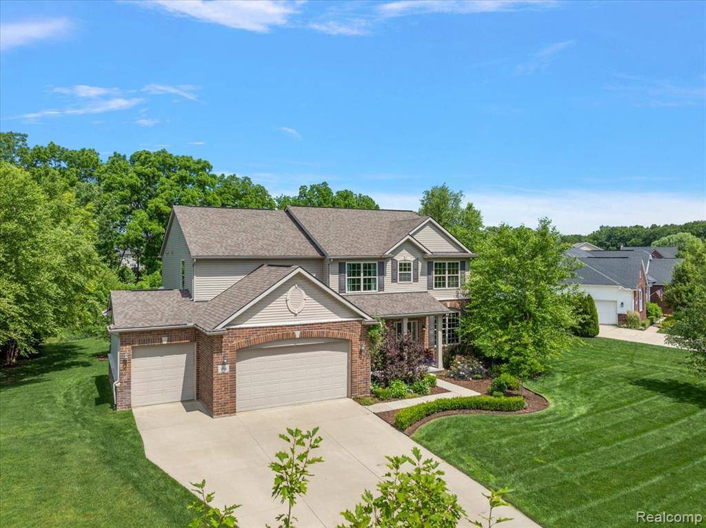 Oakland Twp, MI 48363,966 Wynstone Circle N