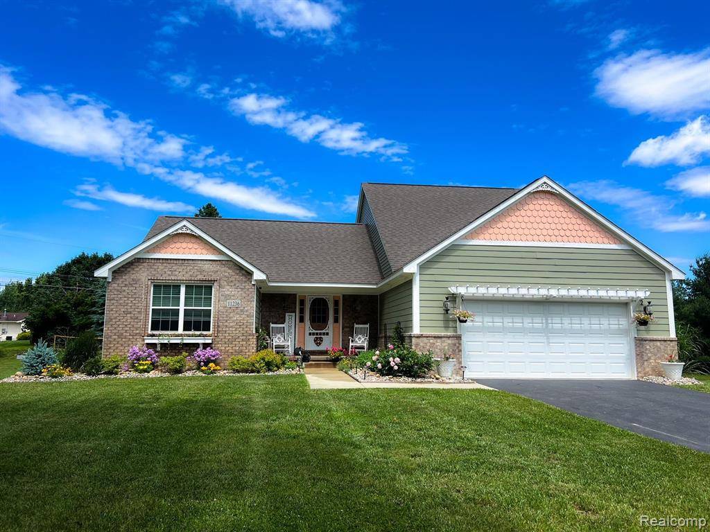 11236 CHYNA Run, Springfield Twp, MI 48350