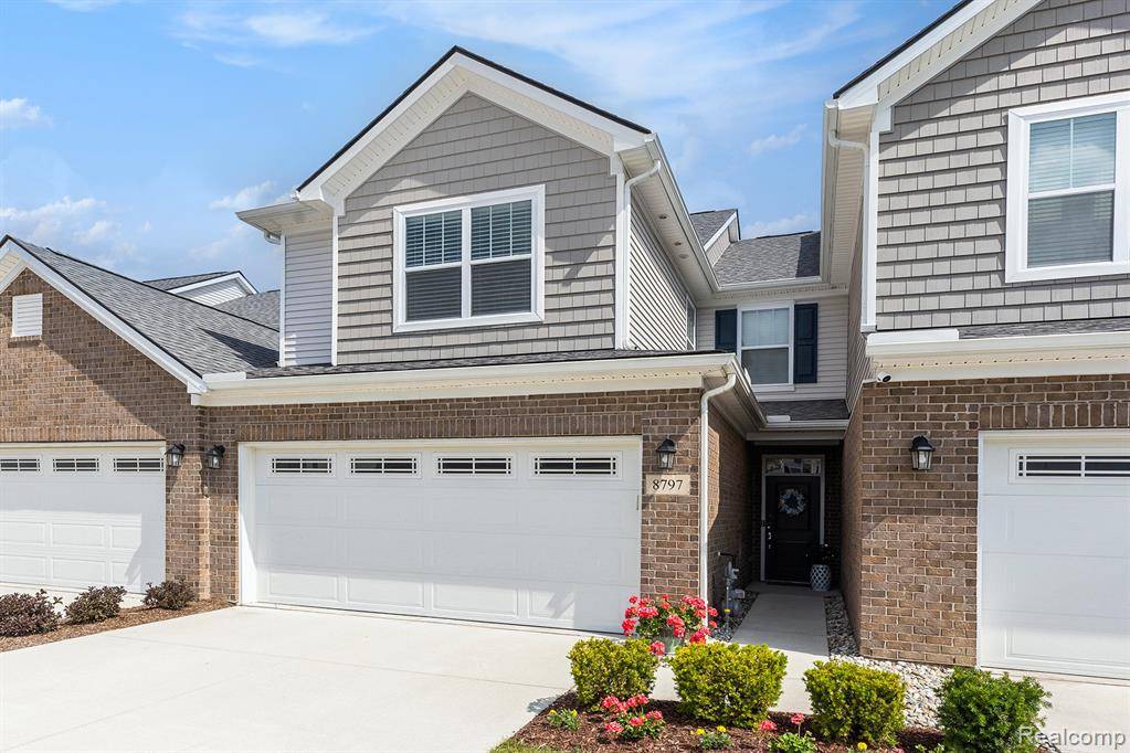 8797 Pioneer Street, Washington Twp, MI 48094