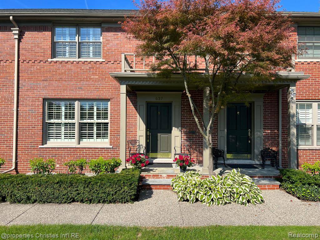 637 N Old Woodward Avenue, Birmingham, MI 48009