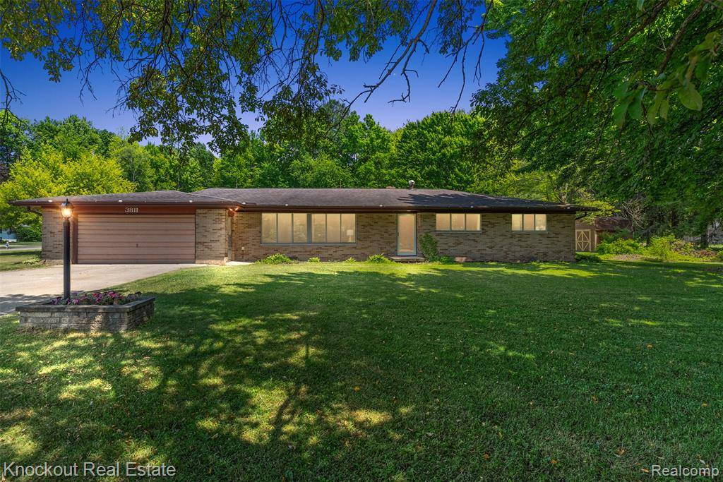 3811 Waltmar Drive, Bridgeport Twp, MI 48722