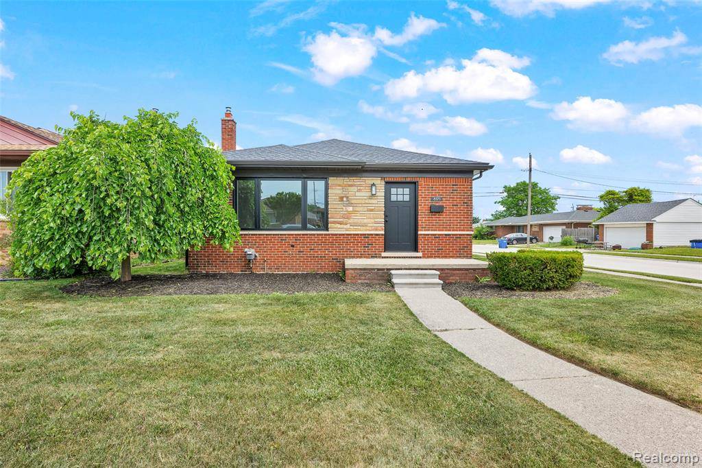 8171 Marian Street, Warren, MI 48093