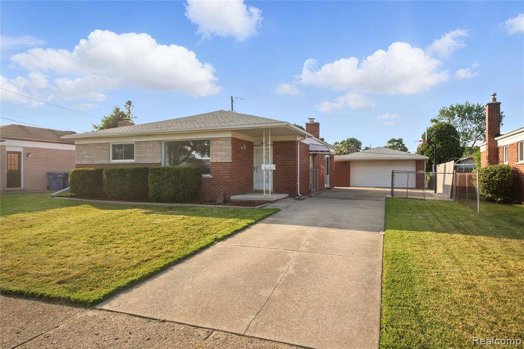 Warren, MI 48088,13647 Murthum Avenue
