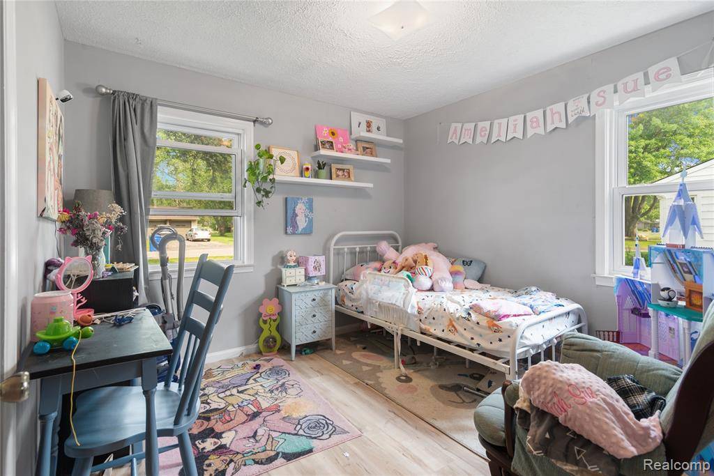 Waterford Twp, MI 48329,2347 Pauline Drive