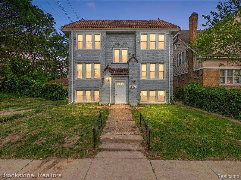 18037 Pelkey Street, Detroit, MI 48205