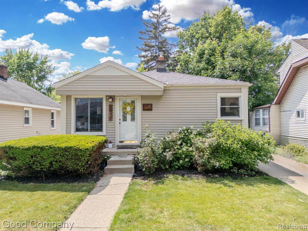 3979 Royal Avenue, Berkley, MI 48072