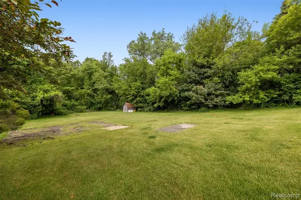Village Of Clarkston, MI 48348,9711 Dartmouth Road