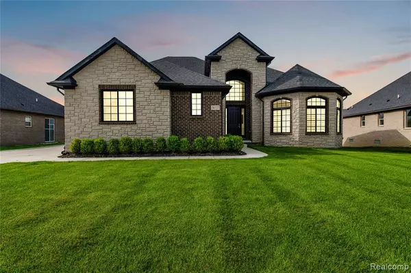 Macomb Twp, MI 48042,56727 Via Carlotta
