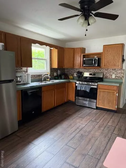 Lincoln Park, MI 48146,4241 Fordline Road