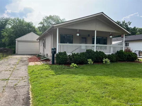 Livonia, MI 48154,15158 Garden Street