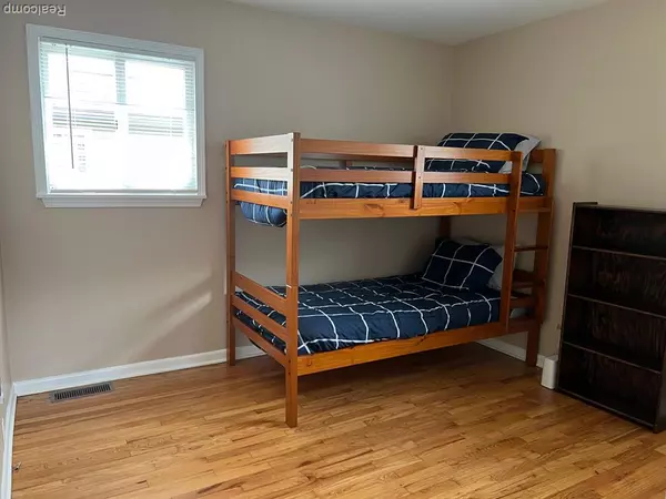 Livonia, MI 48154,15158 Garden Street