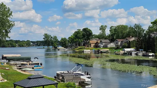 Highland Twp, MI 48356,3900 Hillcrest