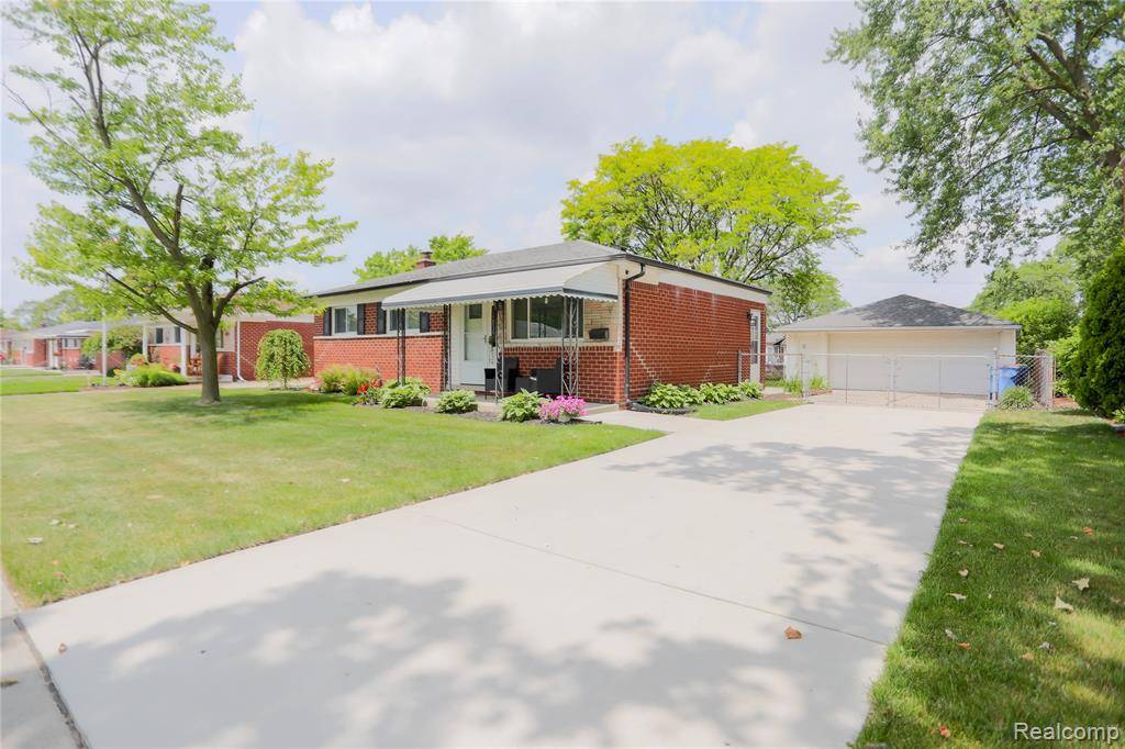 14839 Chippewa Drive, Warren, MI 48088