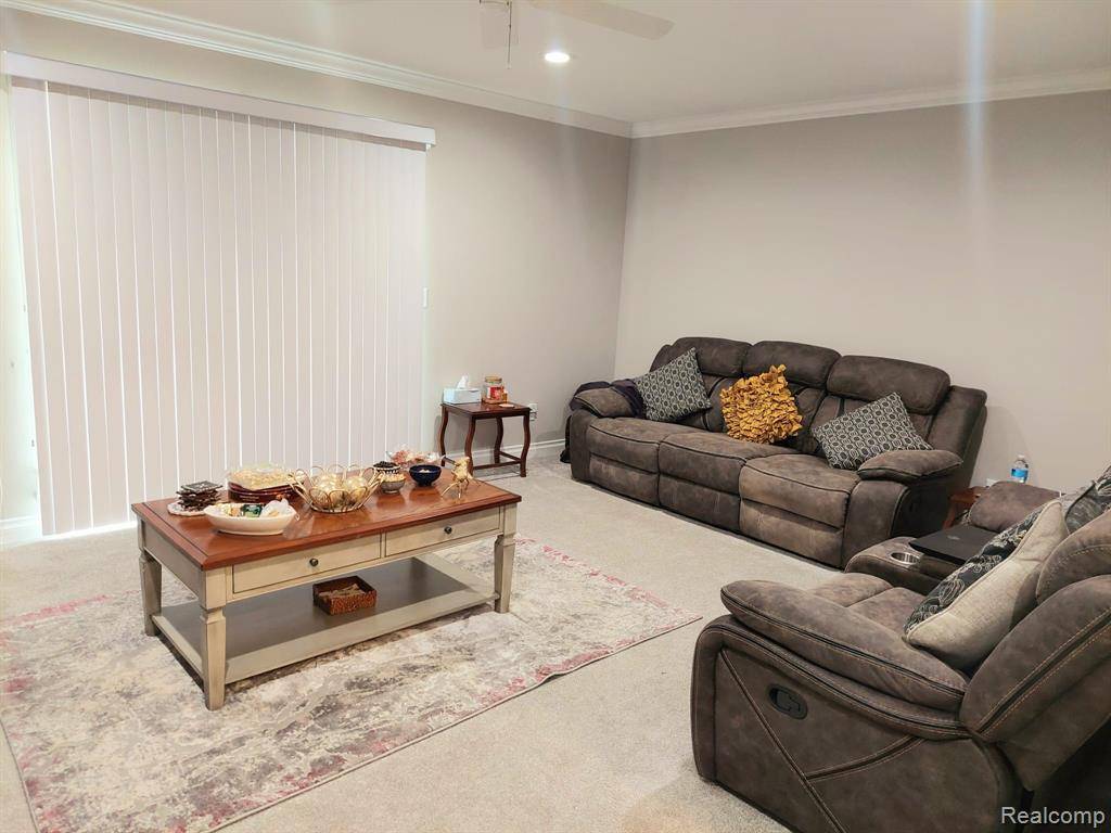 Westland, MI 48186,679 JUDITH Street