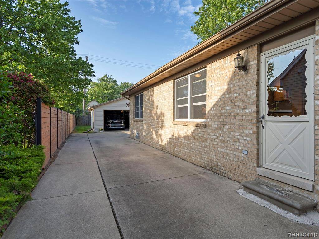 Wyandotte, MI 48192,436 Orchard Street
