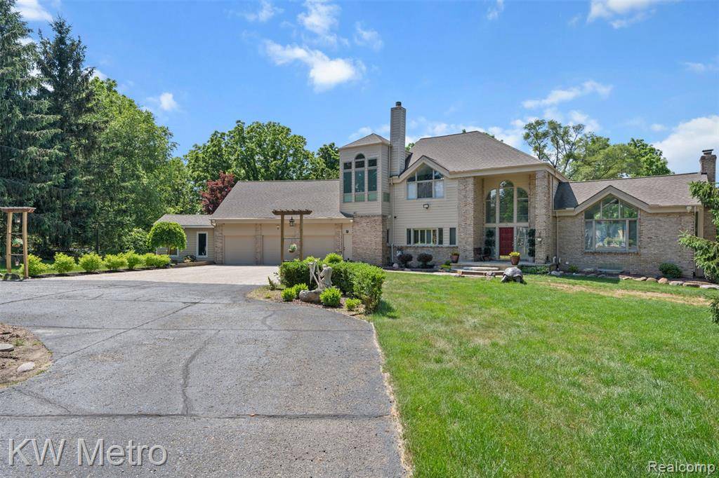 Rochester, MI 48306,5772 N Rochester Road
