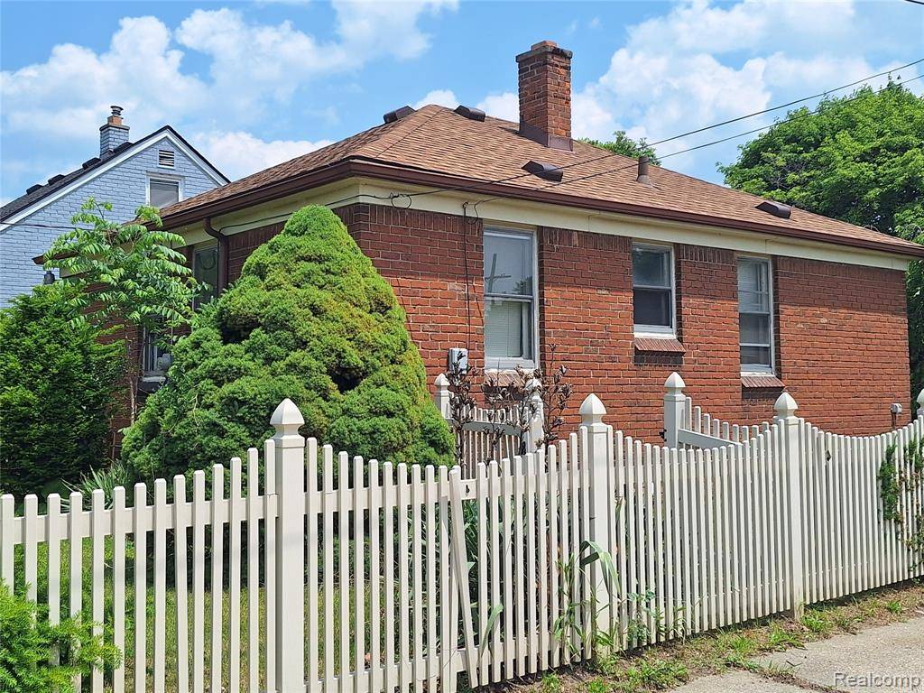 Detroit, MI 48224,11529 Roxbury Street