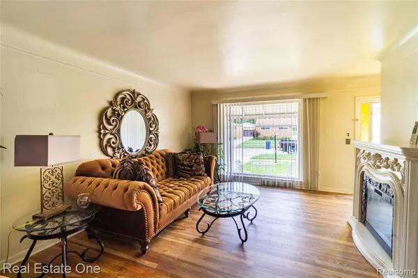 Redford Twp, MI 48239,26914 Glendale