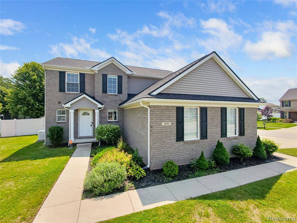 2090 Gunnison Lane, Monroe, MI 48162