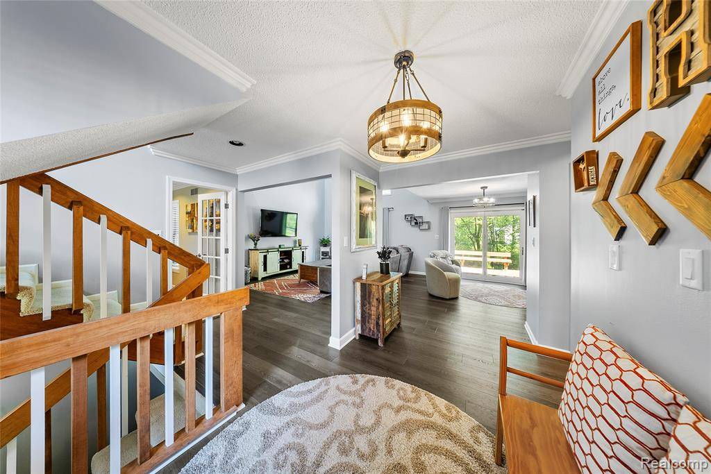 Grosse Ile Twp, MI 48138,8206 Saint James Court