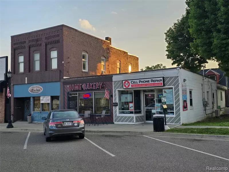 329 N Main Street, Davison, MI 48423