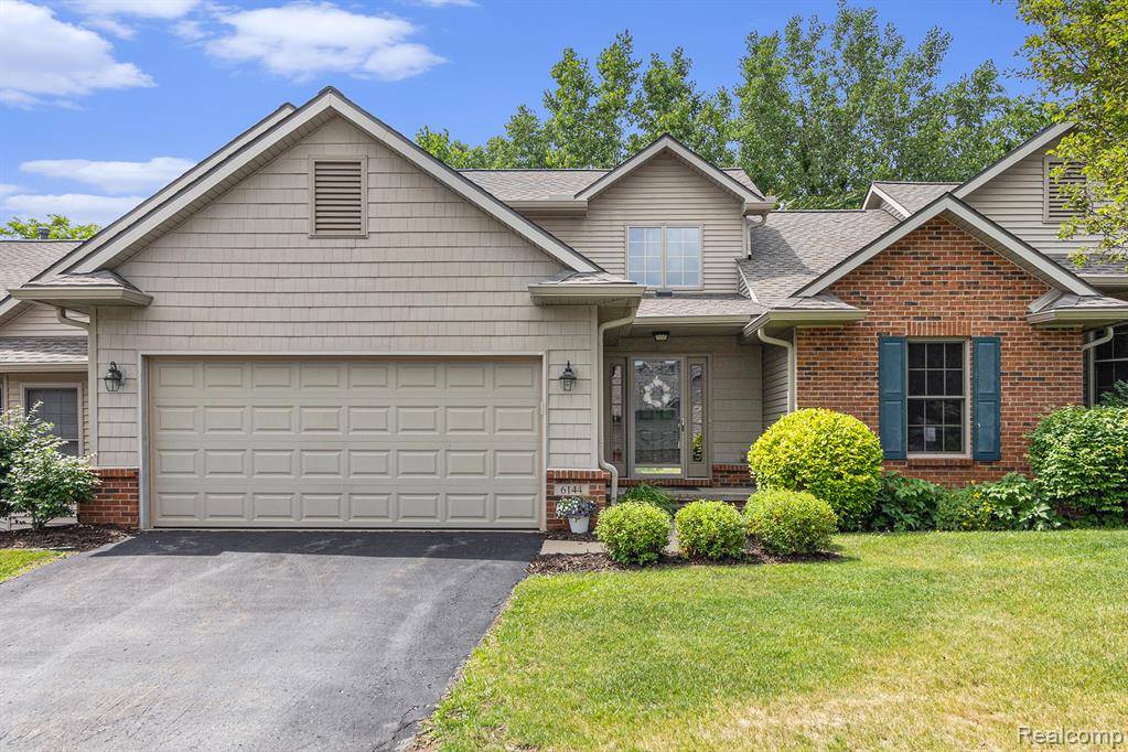 6144 Northridge Hills Drive, Brighton, MI 48116