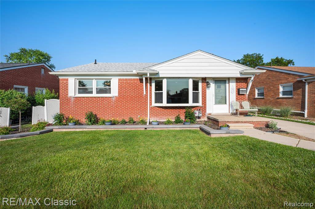 6622 Schaller Street, Garden City, MI 48135