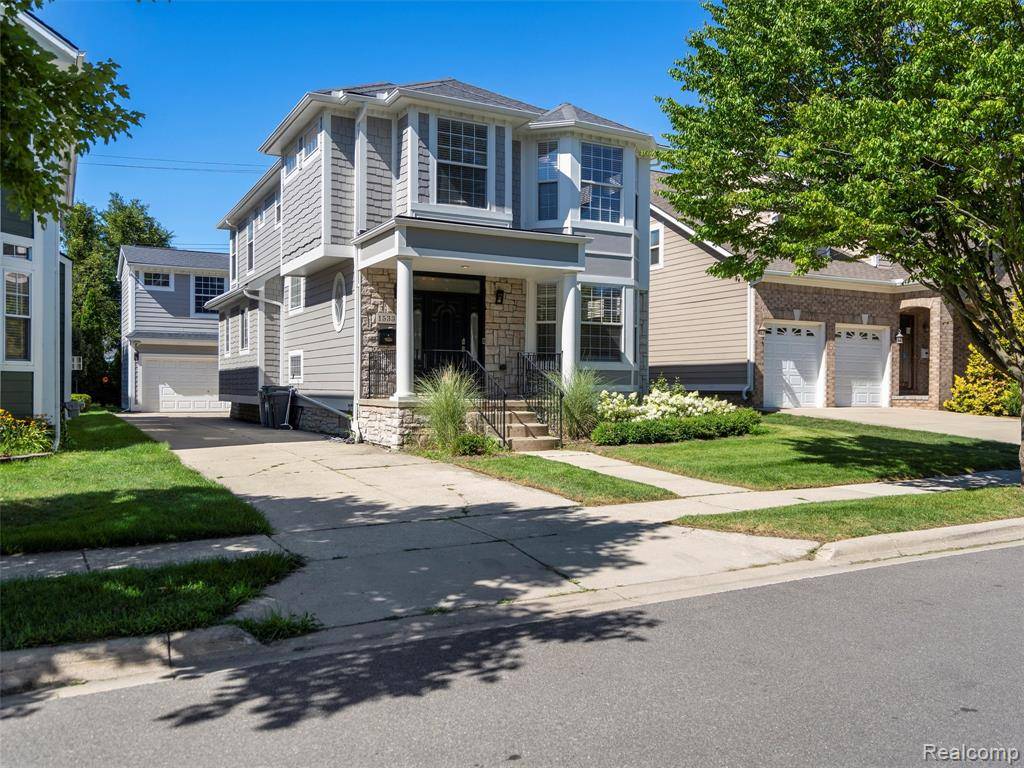 1533 Holland Street, Birmingham, MI 48009