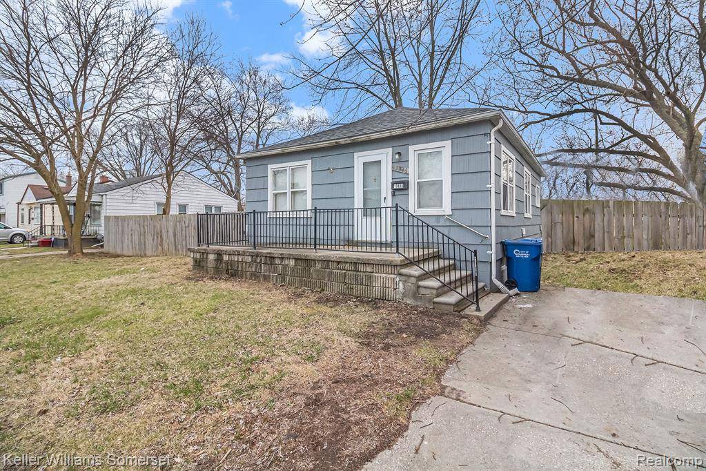 13846 Hendricks Avenue, Warren, MI 48089