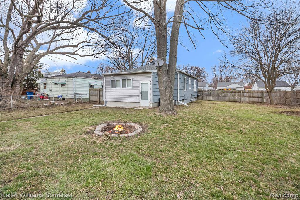 Warren, MI 48089,13846 Hendricks Avenue