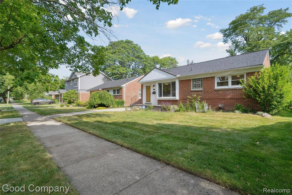 Royal Oak, MI 48073,416 Jeffrey Avenue