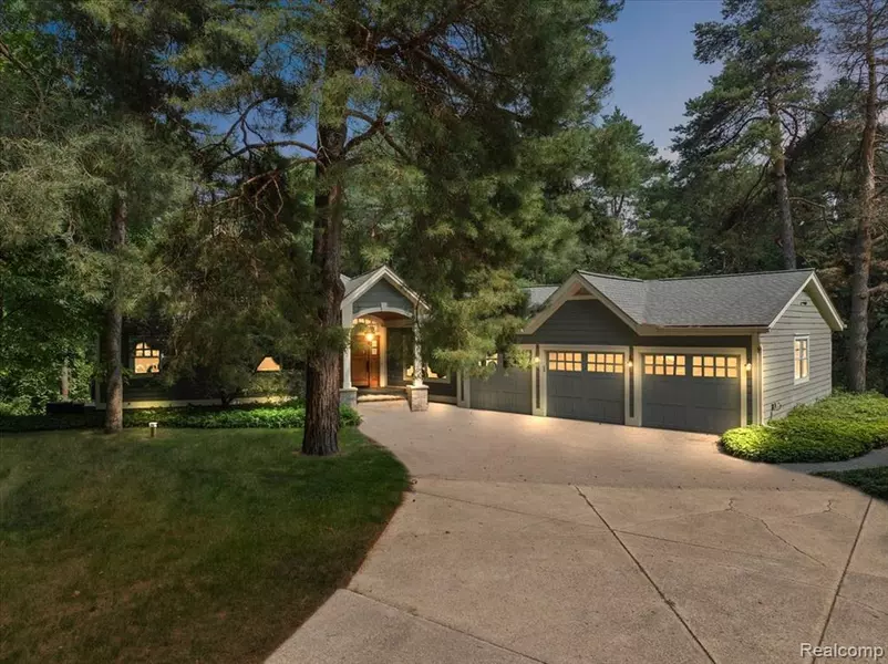 801 Seven Oaks Lane, Oxford Twp, MI 48371