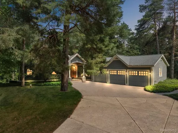 801 Seven Oaks Lane, Oxford Twp, MI 48371