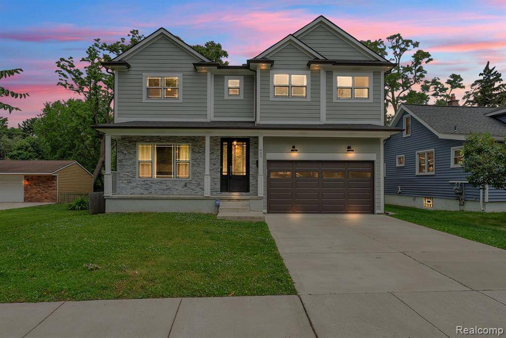 423 Woodlawn Avenue, Royal Oak, MI 48073