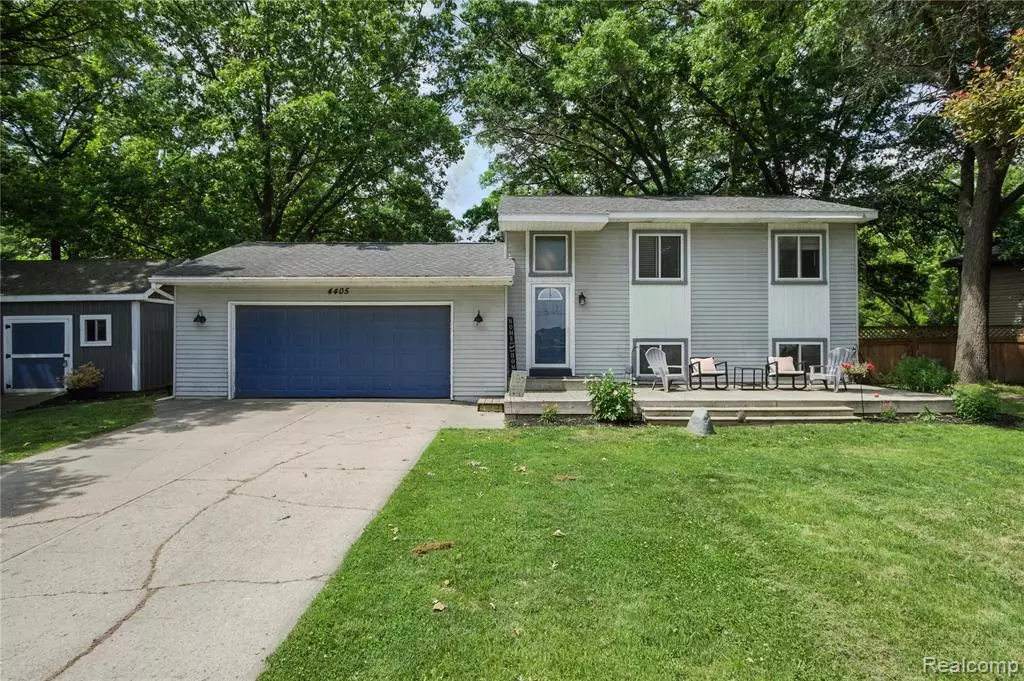 Waterford Twp, MI 48329,4405 Lamson Drive