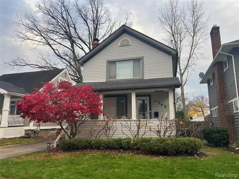 1308 Smith Avenue, Birmingham, MI 48009
