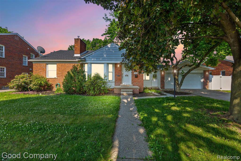 3603 Dukeshire Highway, Royal Oak, MI 48073