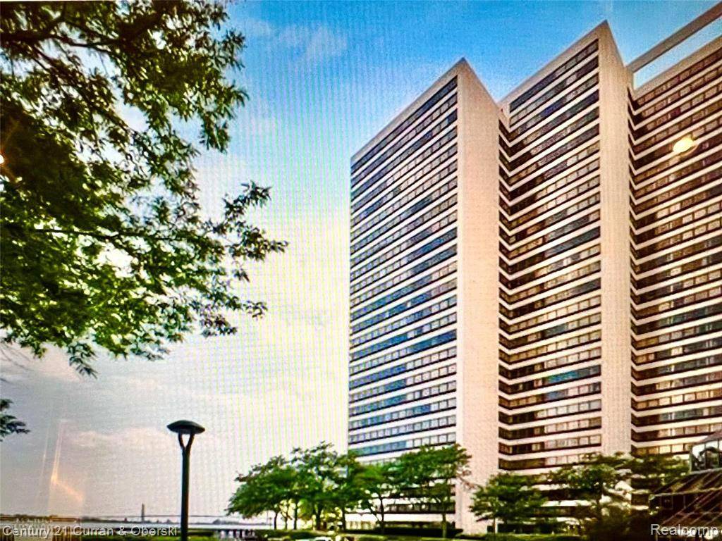 1001 W JEFFERSON AVE # 300/6J Bldg#: 300, Detroit, MI 48226