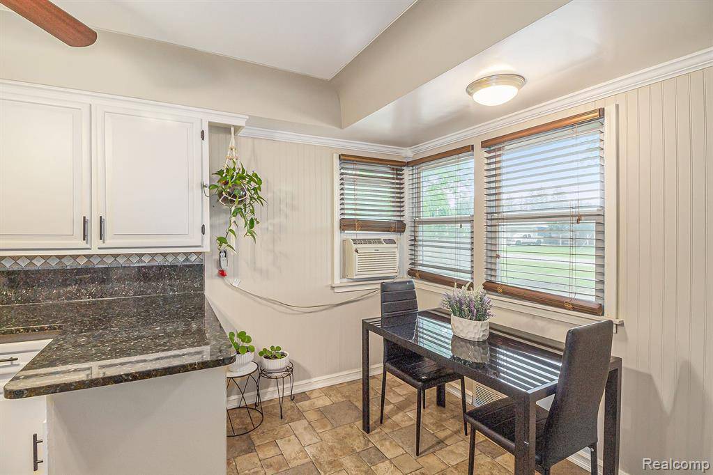 Burton, MI 48509,4292 Woodrow Avenue