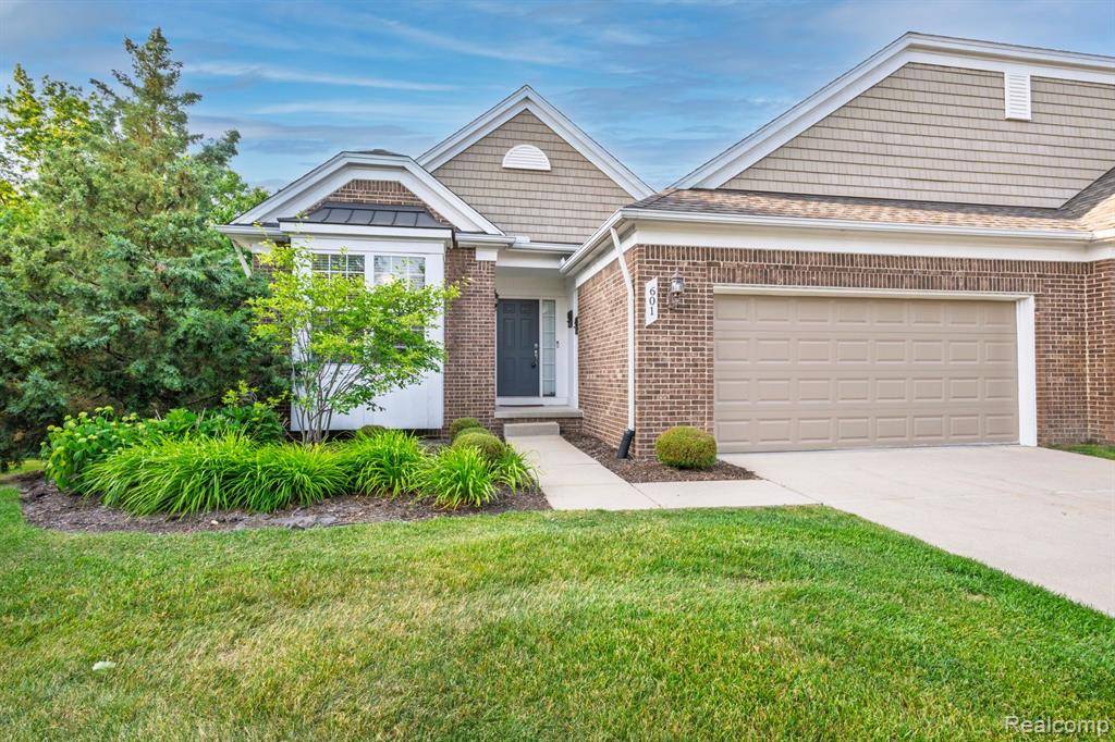 601 Acadia Court, Oceola Twp, MI 48843