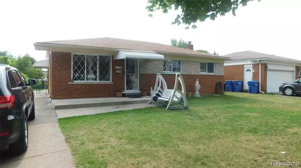 27038 Grobbel Drive, Warren, MI 48092