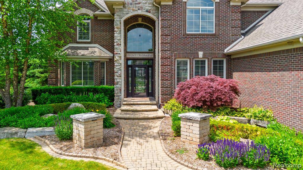 Macomb Twp, MI 48042,56343 Via Serbelloni