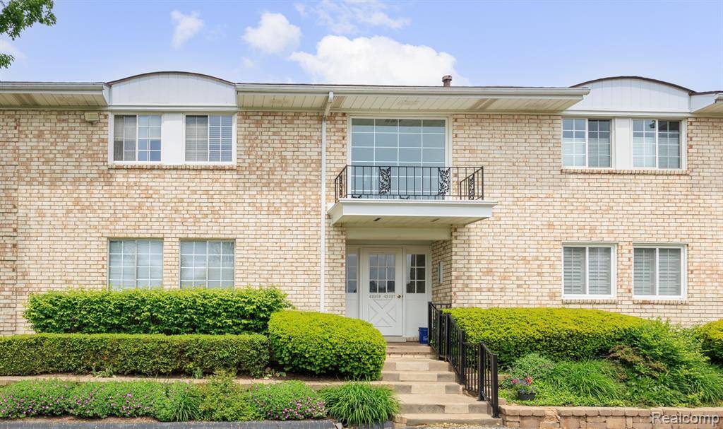 42309 Woodward Avenue S1-7, Bloomfield Hills, MI 48304