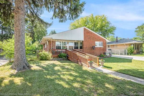 35221 Weideman Street, Clinton Twp, MI 48035