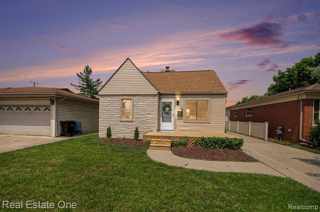 17252 Horger Avenue, Allen Park, MI 48101
